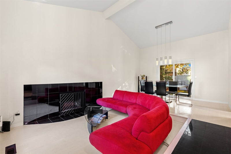 12737 NE 97th Place