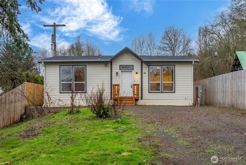 Photo of 52 SE Spring St St, Chehalis, WA 98532 (MLS # 2465414)