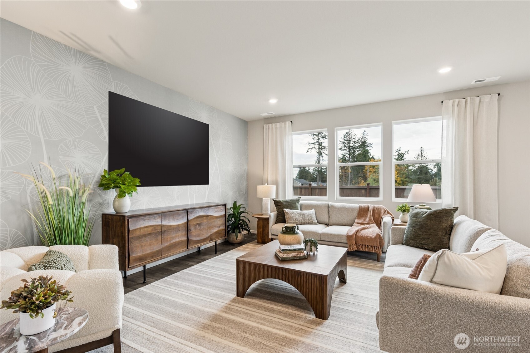 1419 Pecheos Avenue 43