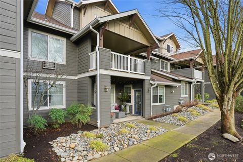 Photo of 10800 SE 17th Circle #H94, Vancouver, WA 98664 (MLS # 2458612)
