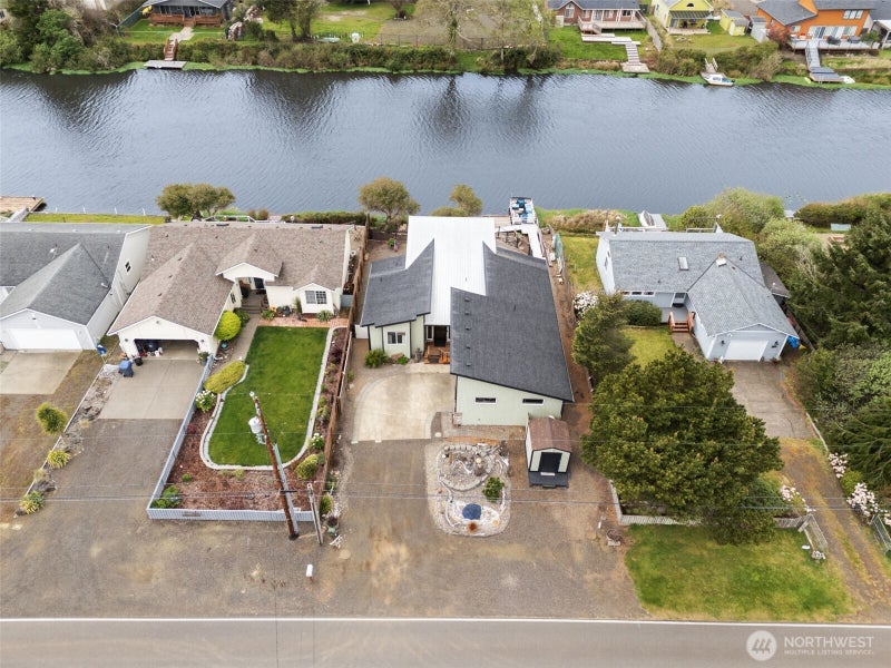 263 Canal Drive NE