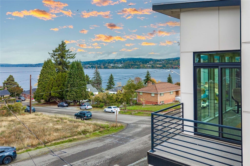 Photo of 8435 S 113th Street, Seattle, WA 98178 (MLS # 2595830)