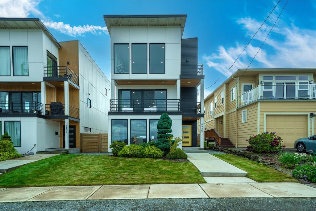 Photo of 8435 S 113th Street, Seattle, WA 98178 (MLS # 2595830)