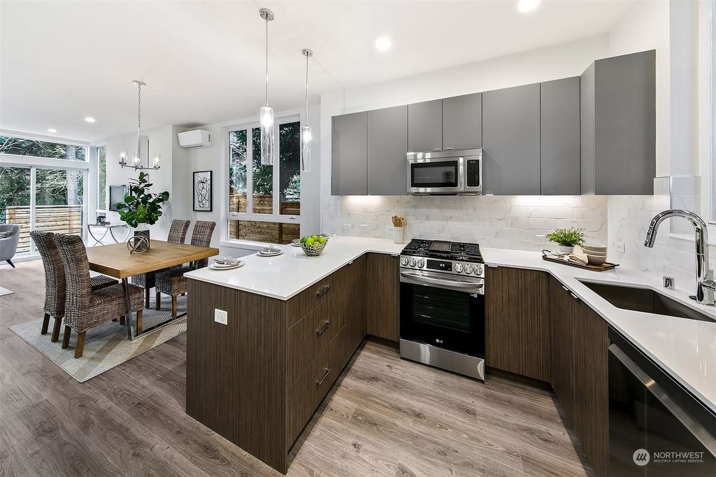 Photo of 1028 A NE 70th Street, Seattle, WA 98115 (MLS # 2044420)