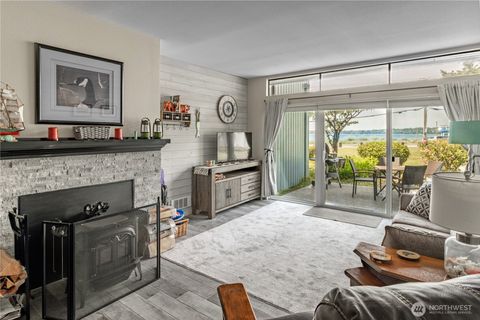 Photo of 7806 Birch Bay Dr DR #907, Blaine, WA 98230 (MLS # 2532397)