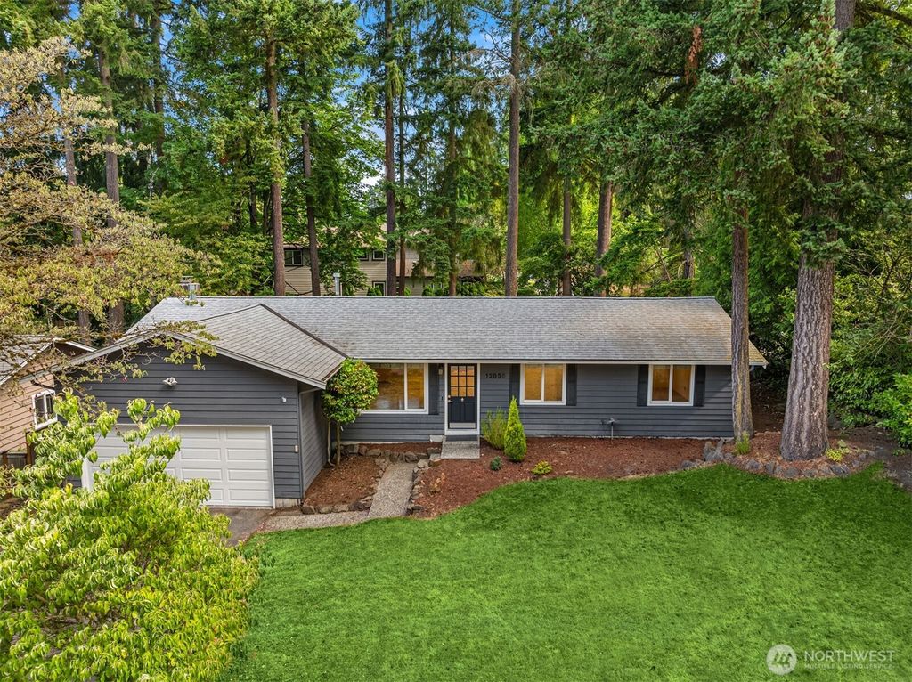 Photo of 12856 NE 91st Street, Kirkland, WA 98033 (MLS # 2411110)