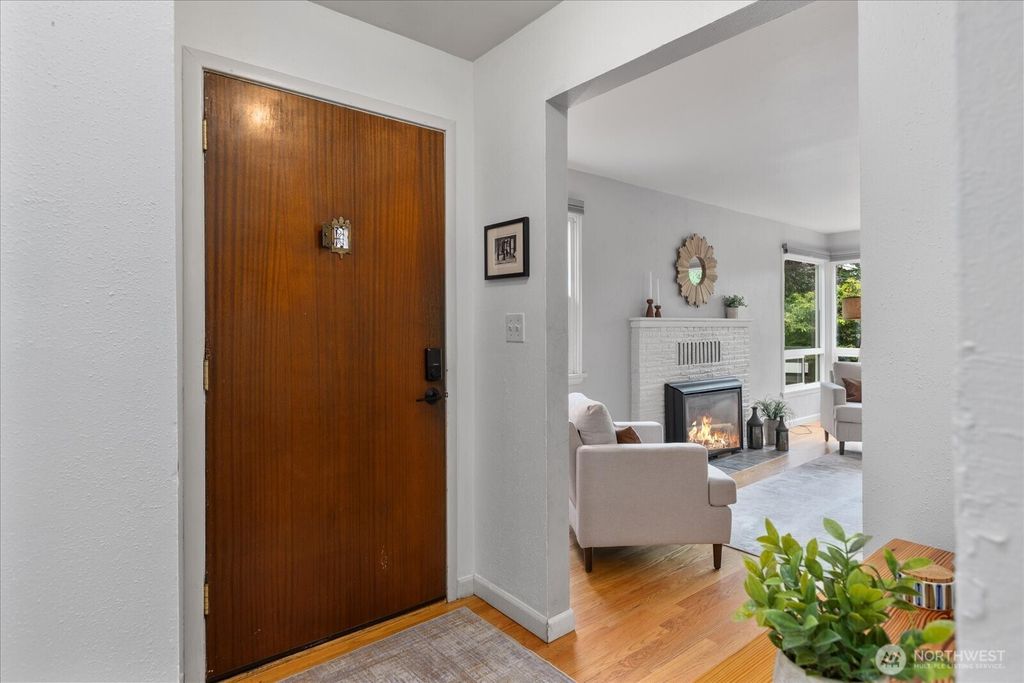 Photo of 3604 SW Graham Street, Seattle, WA 98126 (MLS # 2390916)