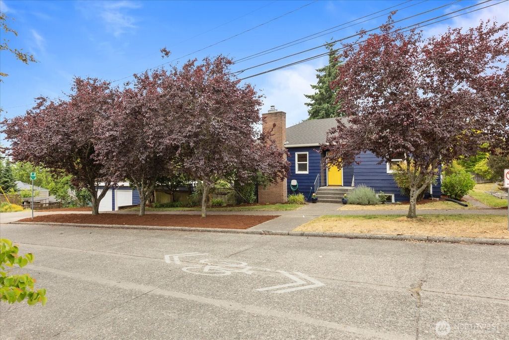 Photo of 3604 SW Graham Street, Seattle, WA 98126 (MLS # 2390916)