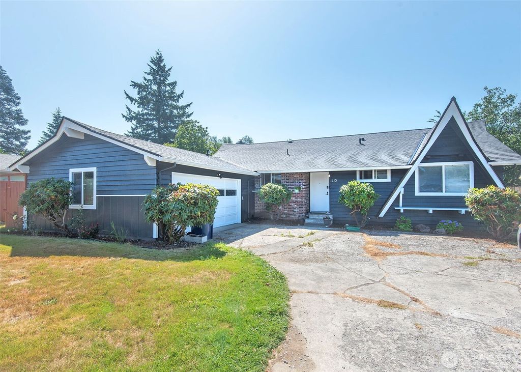 Photo of 110 Paradise Pkwy Pkwy, Granite Falls, WA 98252 (MLS # 2407500)