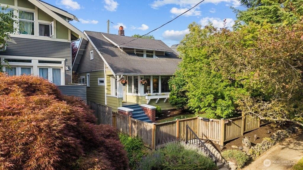 Photo of 4055 SW Prince Street, Seattle, WA 98116 (MLS # 2395978)