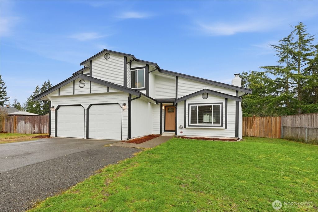 Photo of 21717 50th Avenue E, Spanaway, WA 98387 (MLS # 2501807)