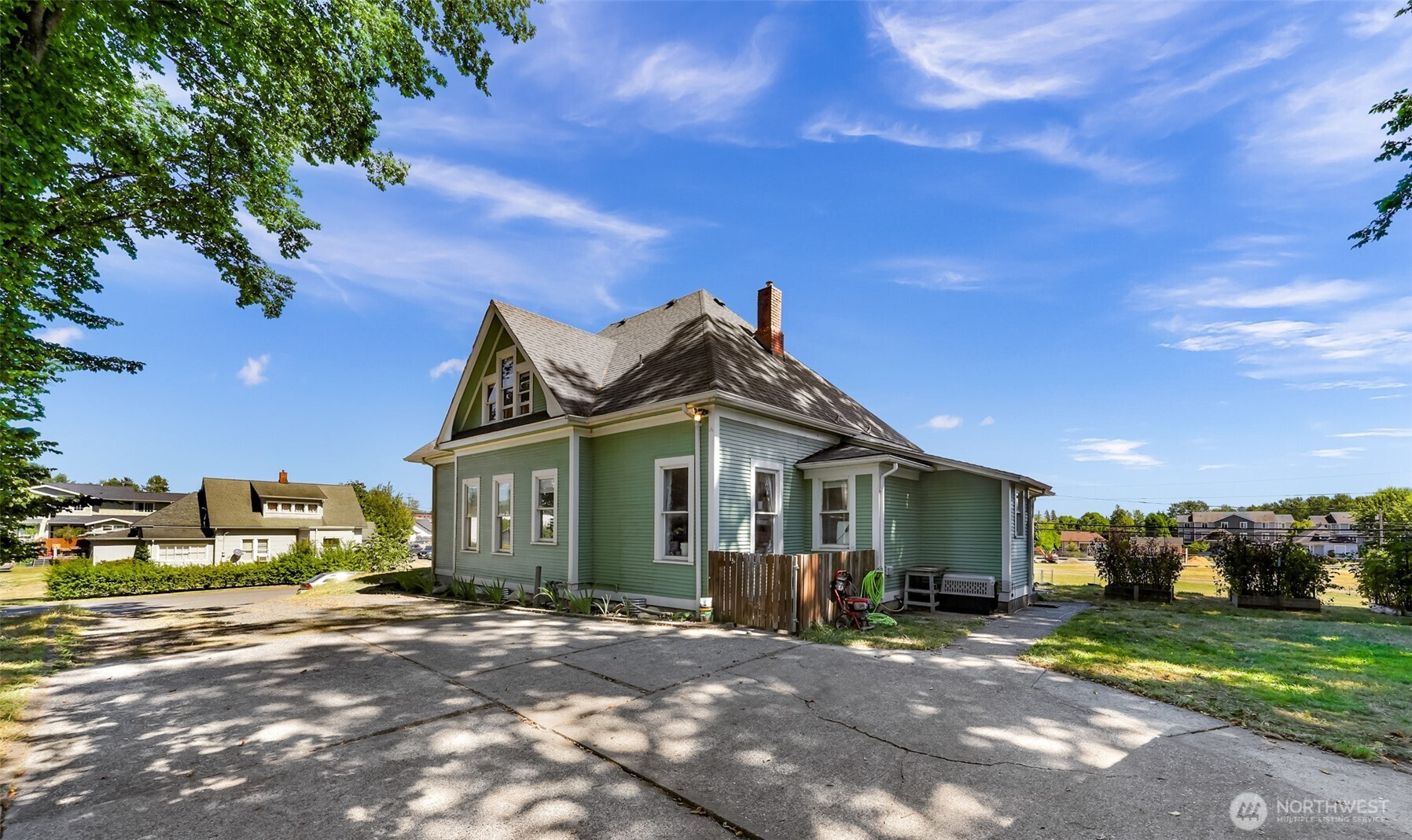2029 Maple Street