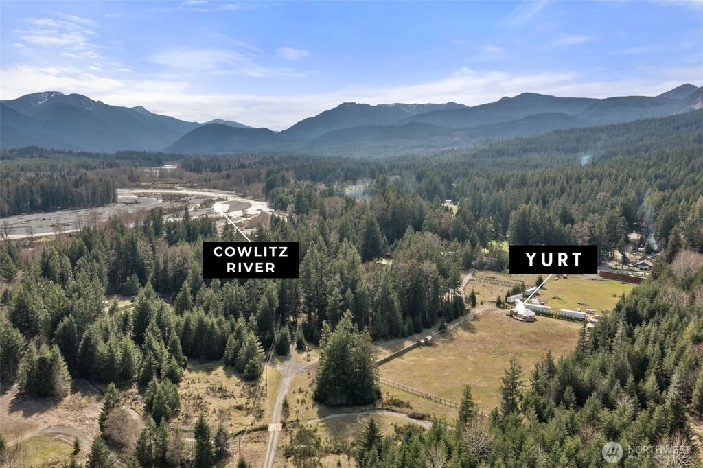Photo of 216 Eagle Peak Drive, Packwood, WA 98361 (MLS # 2506358)