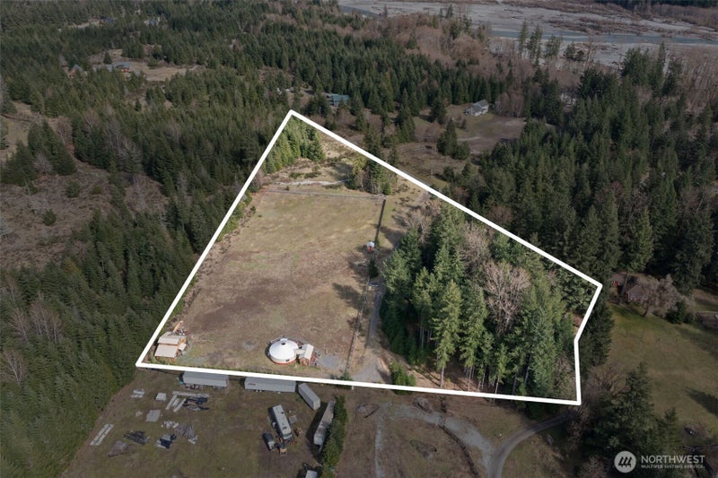 216 Eagle Peak Drive