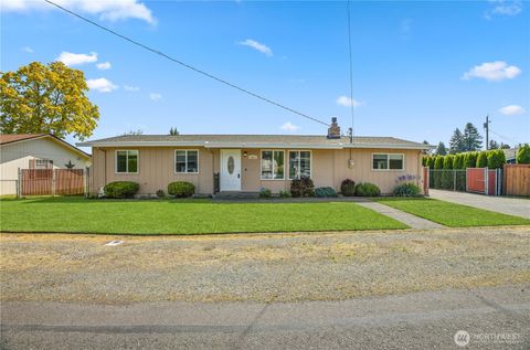 1013 21st Street NW Puyallup WA 98371