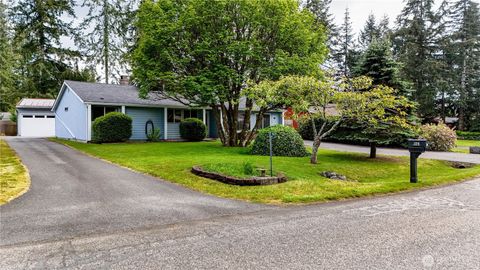 961 Robin Hood Loop Forks WA 98331