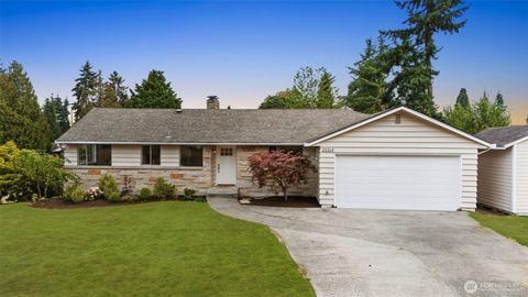 Photo of 20314 N Park Avenue N, Shoreline, WA 98133 (MLS # 2440515)