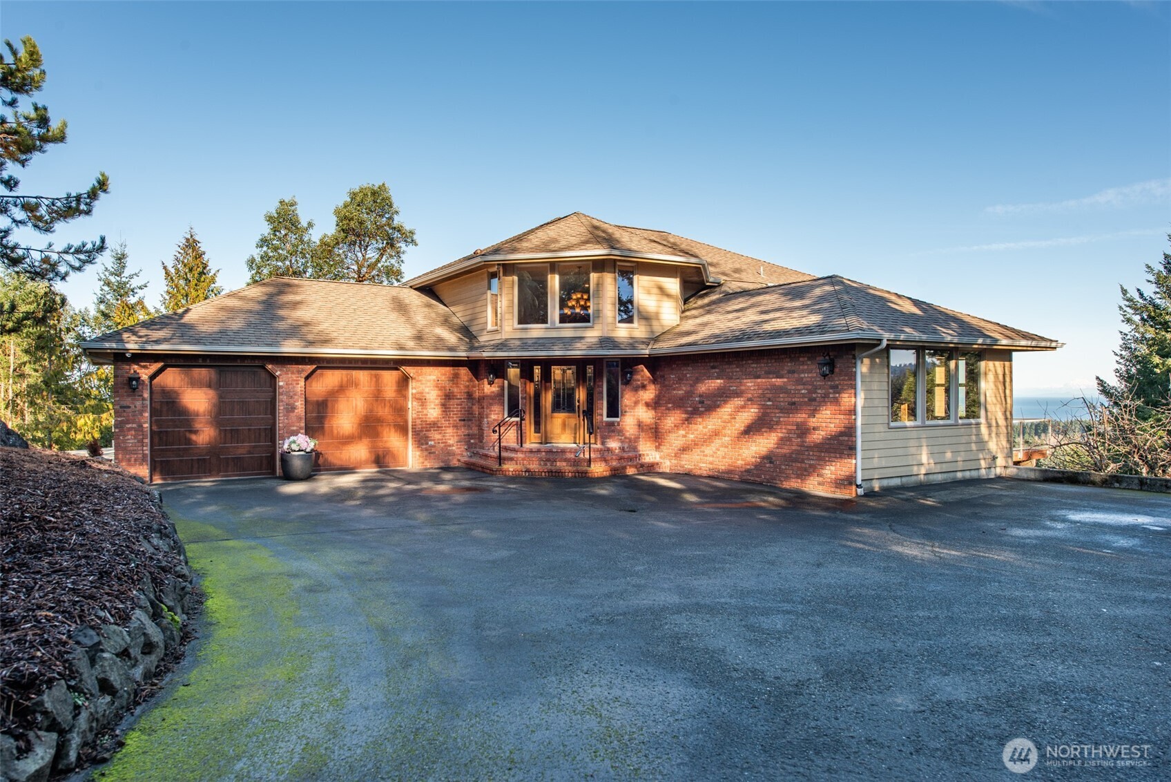 721 Sunset Heights Drive