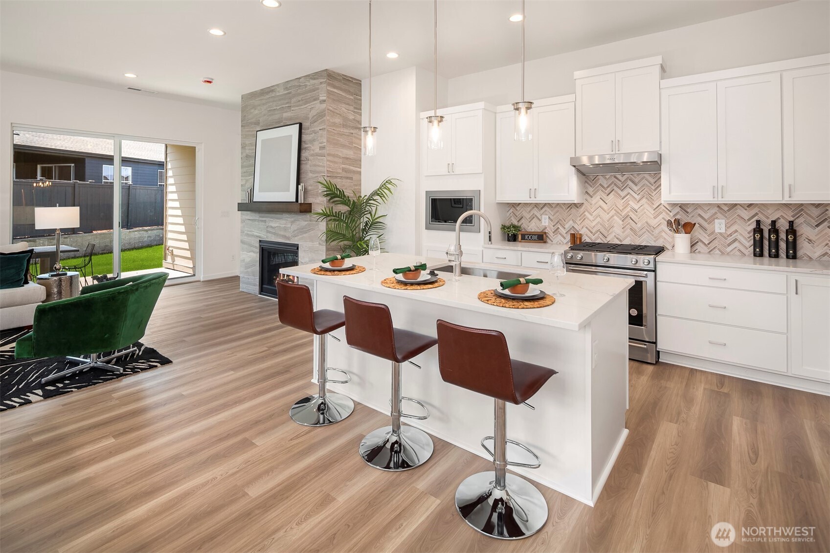 33938 Calla Lilly Place SE
