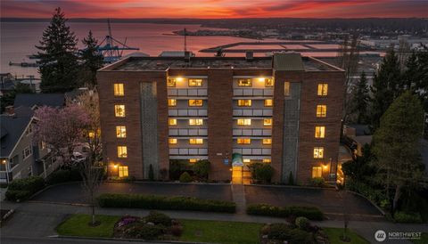 Photo of 715 N Garden Street #502, Bellingham, WA 98225 (MLS # 2488218)