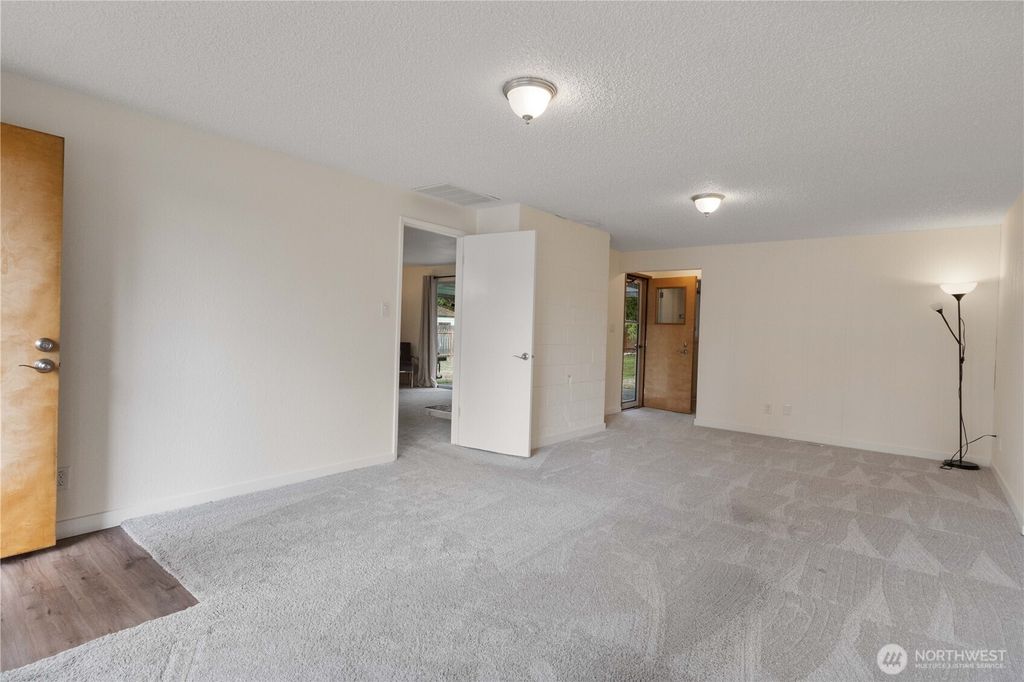 Photo of 26820 16th Avenue S, Des Moines, WA 98198 (MLS # 2447106)