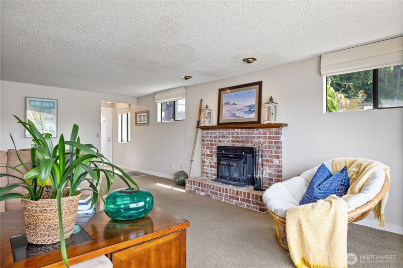 3740 E State Route 302
