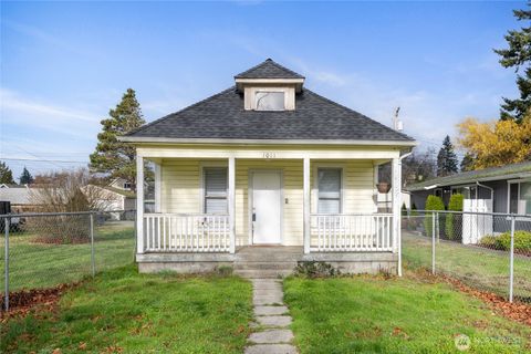 Photo of 1011 E 35th Street, Tacoma, WA 98404 (MLS # 2418943)