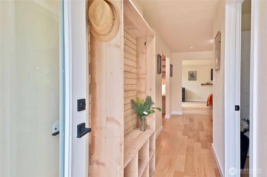 Photo of 764 Nature Lane, Coupeville, WA 98239 (MLS # 2500125)