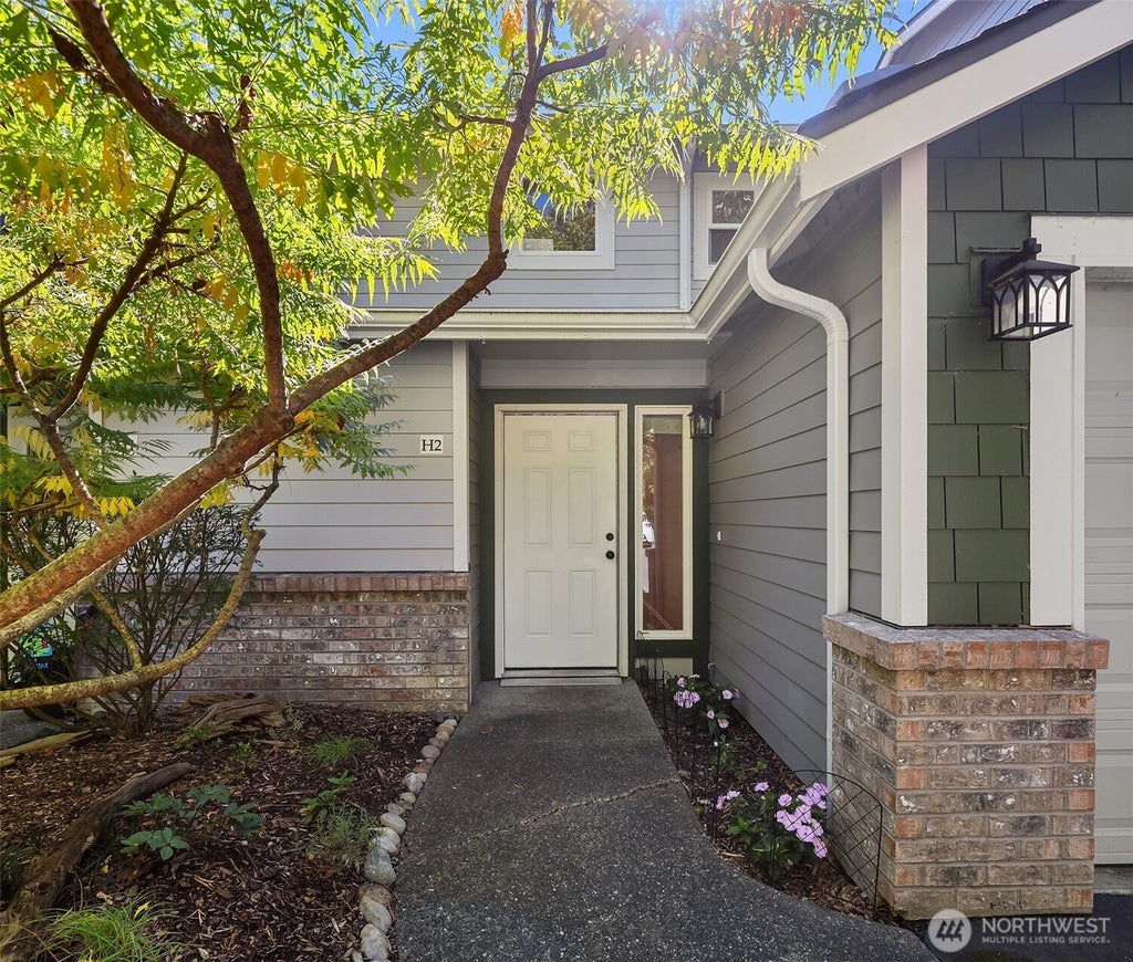 Photo of 23131 15th Avenue SE #H-2, Bothell, WA 98021 (MLS # 2581740)