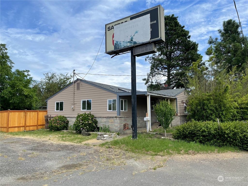 Photo of 12724 Renton Avenue S, Seattle, WA 98178 (MLS # 2031957)