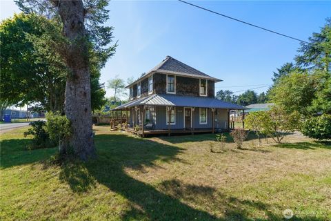 Photo of 1314 266th Place, Ocean Park, WA 98640 (MLS # 2438737)