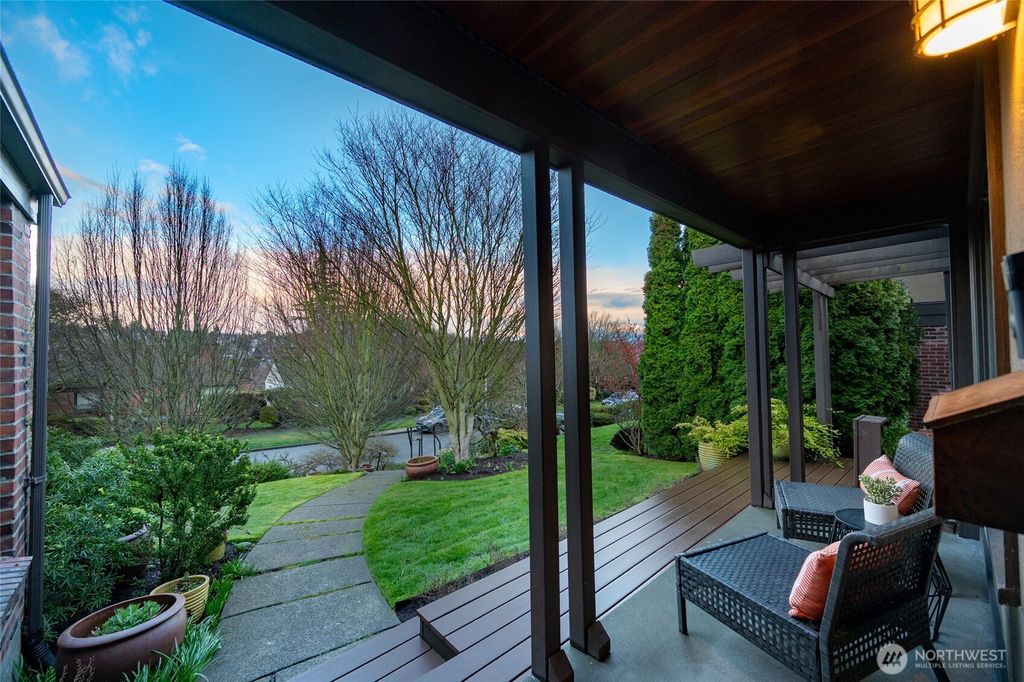 Photo of 1945 35th Avenue W, Seattle, WA 98199 (MLS # 2487357)