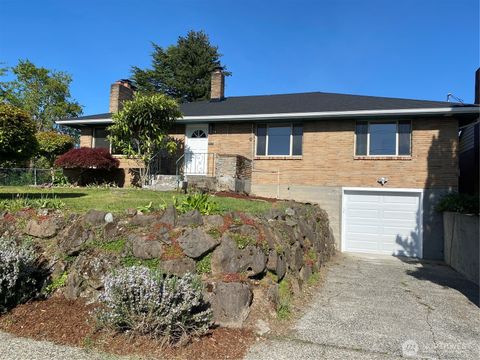 4916 24th Place S Seattle WA 98108