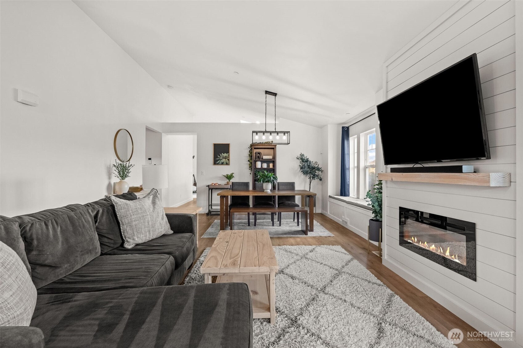 1673 Palisade Boulevard