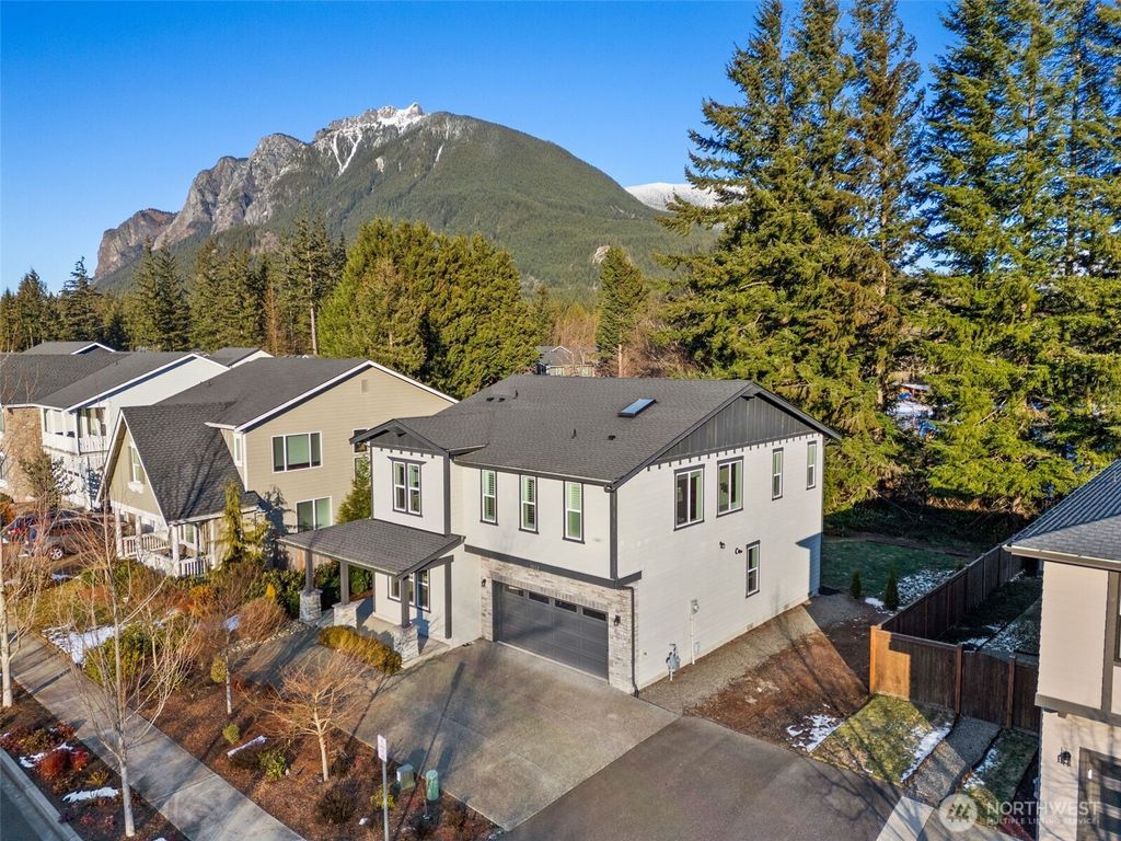 Photo of 1352 Salish Avenue SE, North Bend, WA 98045 (MLS # 2326977)