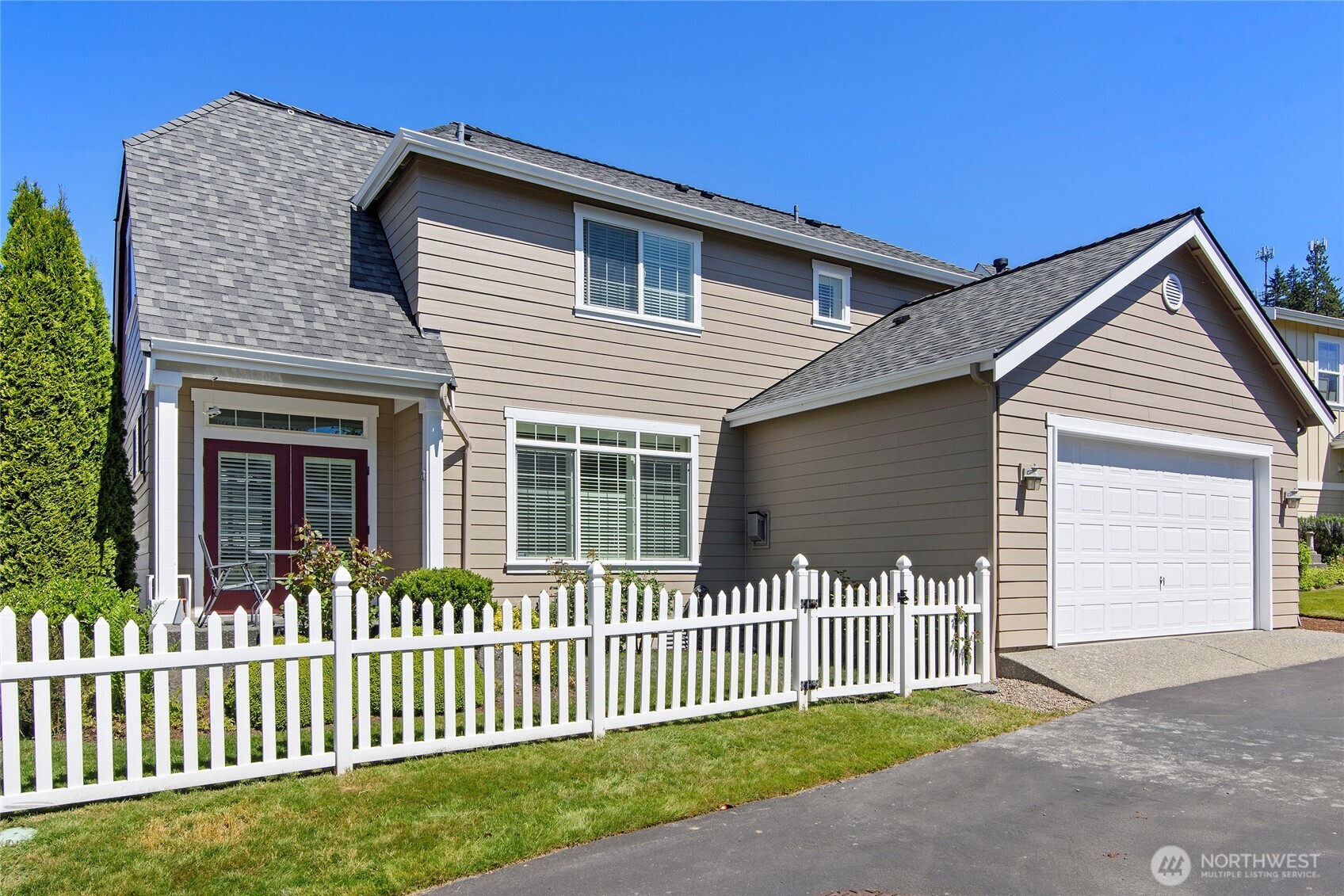 19809 Ash Crest Loop NE