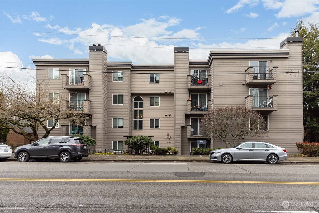 Photo of 4831 Fauntleroy Way SW #207, Seattle, WA 98116 (MLS # 2047111)