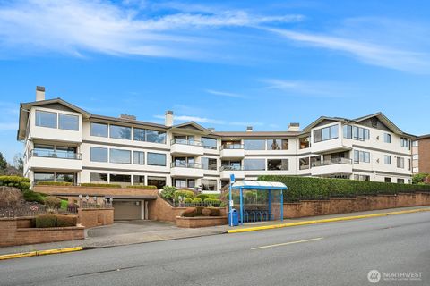 Photo of 505 Pine Street #301, Edmonds, WA 98020 (MLS # 2475014)