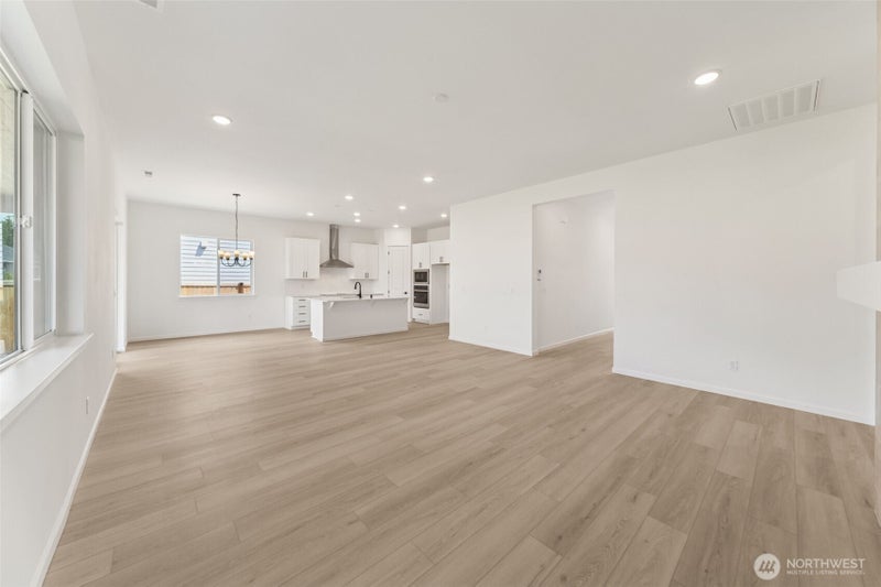 954 Lucas Avenue 23