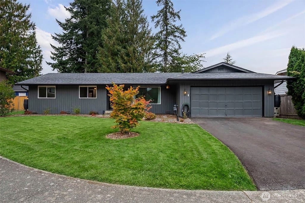 Photo of 2415 80th Place SE, Everett, WA 98203 (MLS # 2584091)