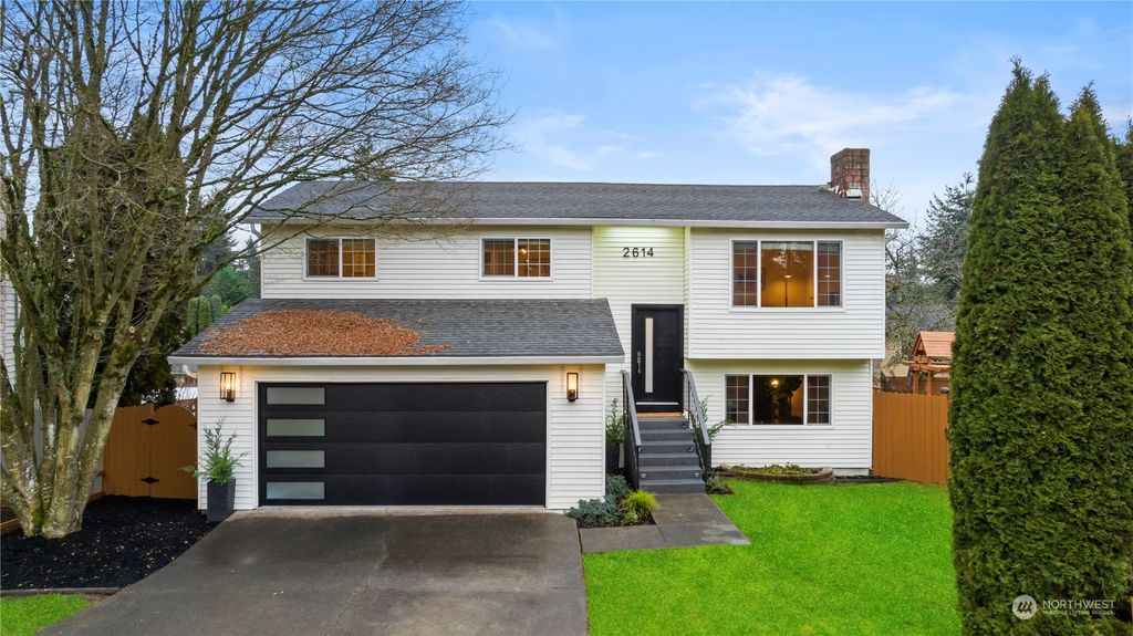 Photo of 2614 164th Place SE, Bothell, WA 98012 (MLS # 2186678)