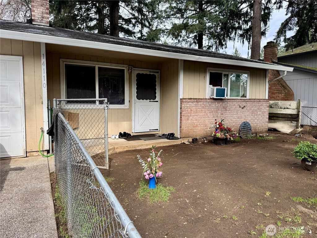 Photo of 14108 NE 13th Street, Vancouver, WA 98684 (MLS # 2496497)