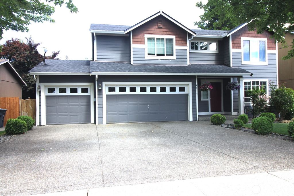 Photo of 2013 103 Street E, Tacoma, WA 98445 (MLS # 2546933)