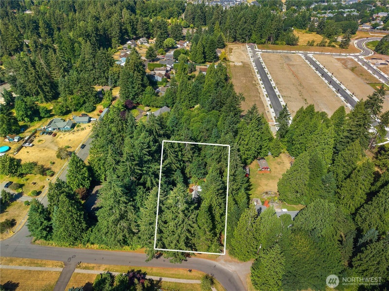 2723 Woodgrove Street SE