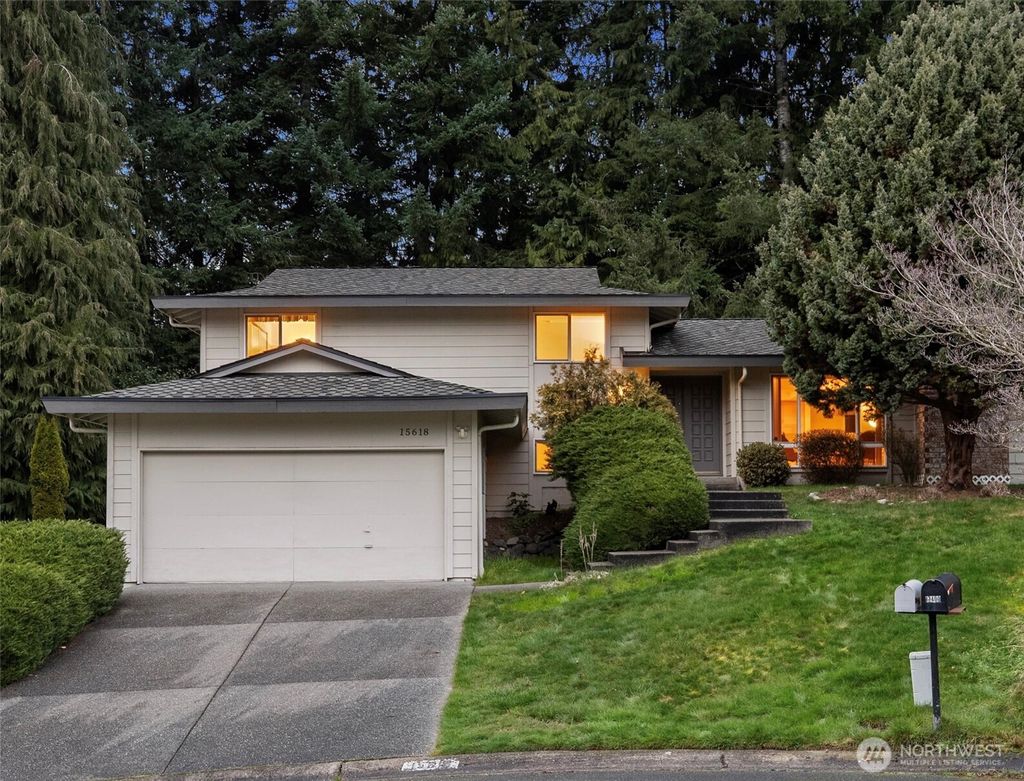 Photo of 15618 SE 174th Street, Renton, WA 98058 (MLS # 2481714)