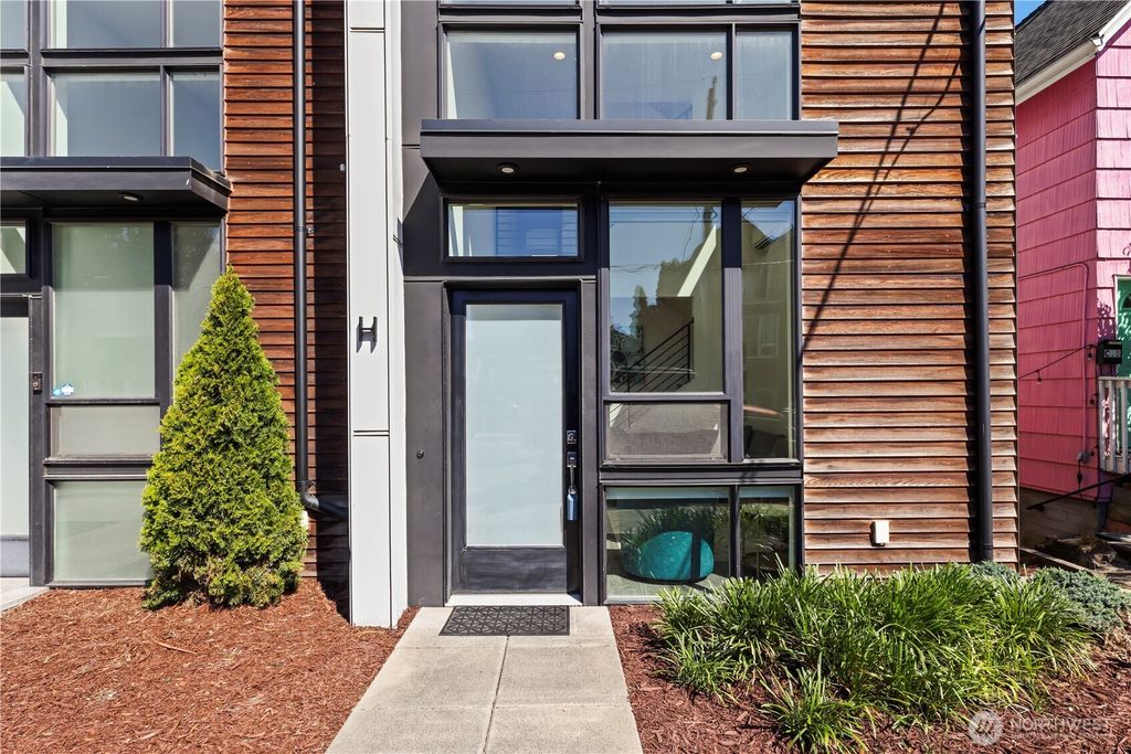 Photo of 6630 Carleton Avenue S #H, Seattle, WA 98108 (MLS # 2408442)