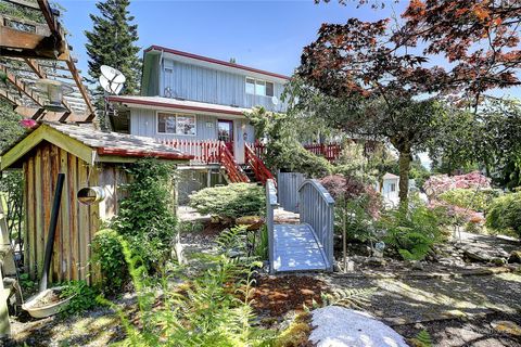 A home in Camano Island