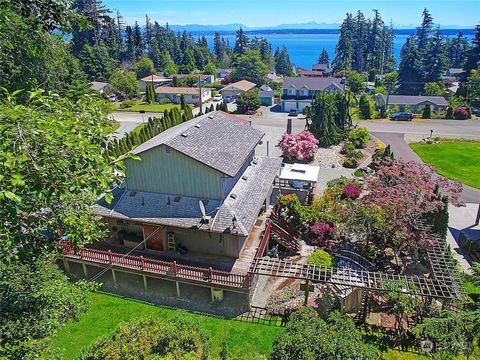 A home in Camano Island