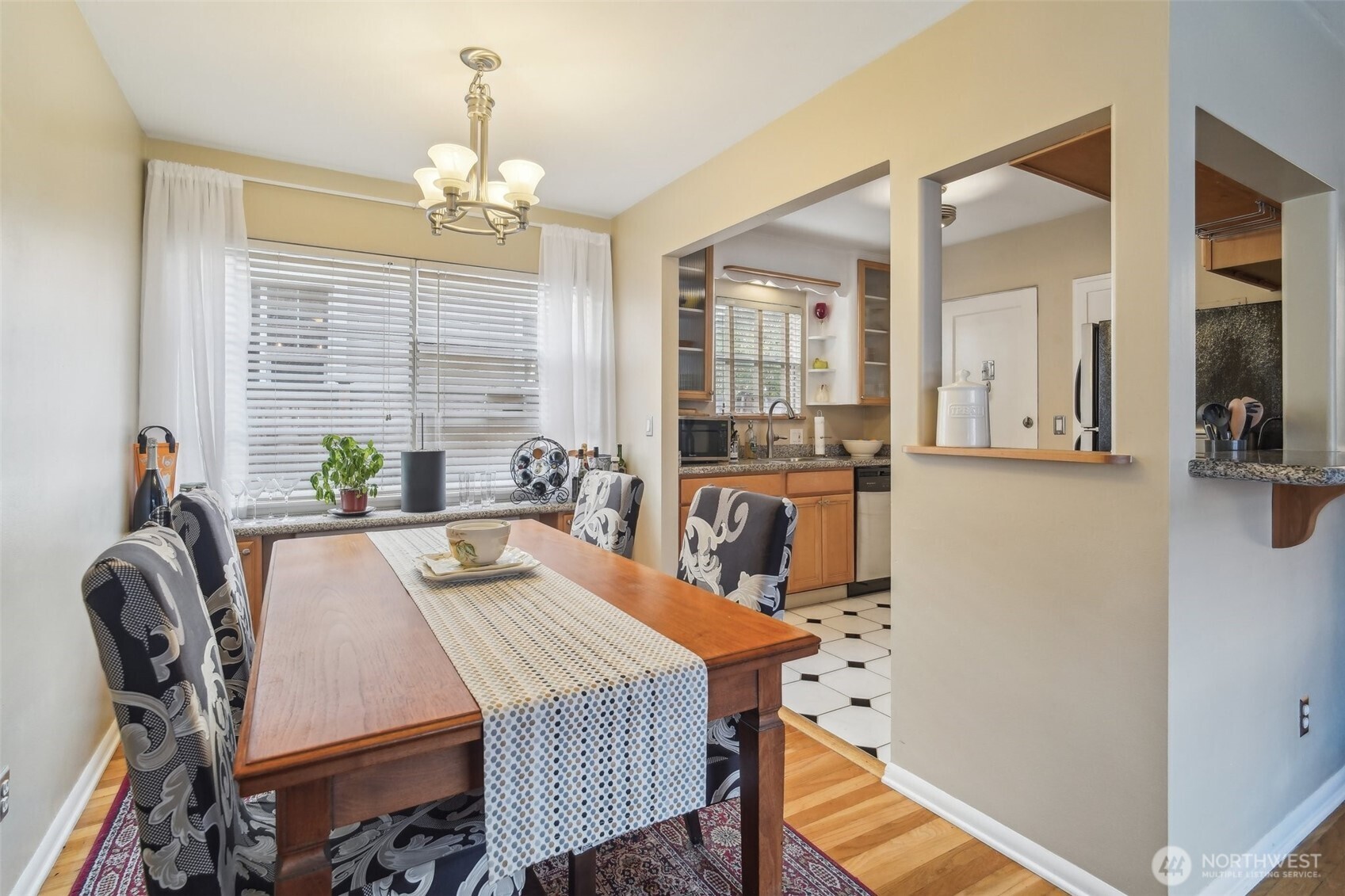 314 N G Street B1