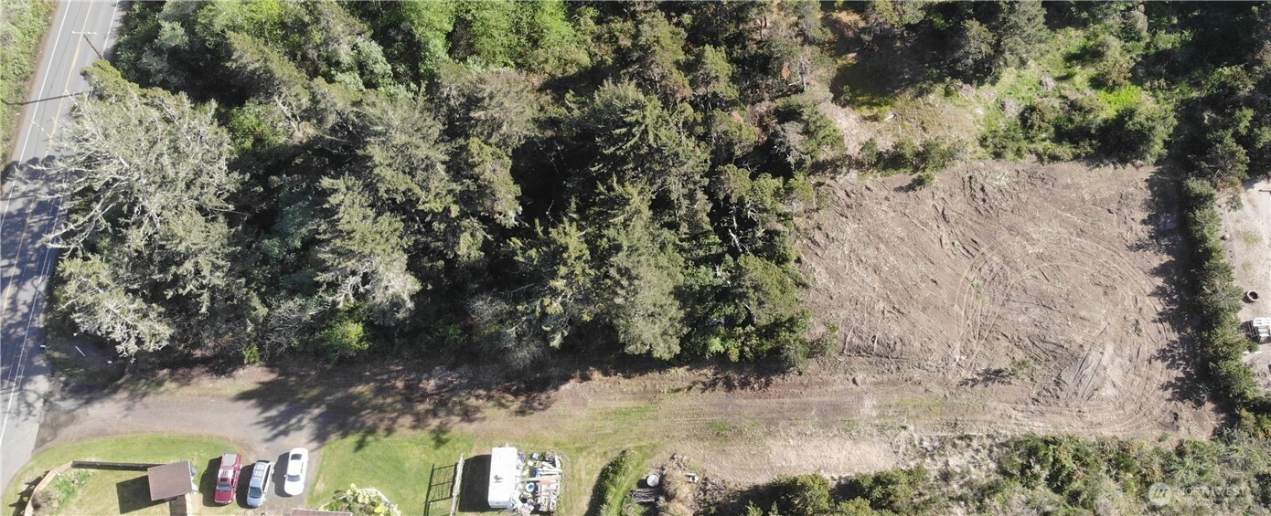 605 W Claymore Lane